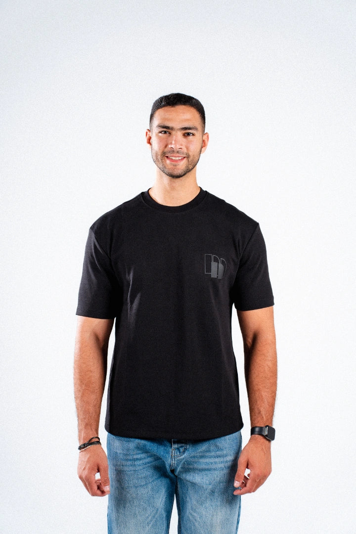 NASSIM Signature Tee – Midnight Black
