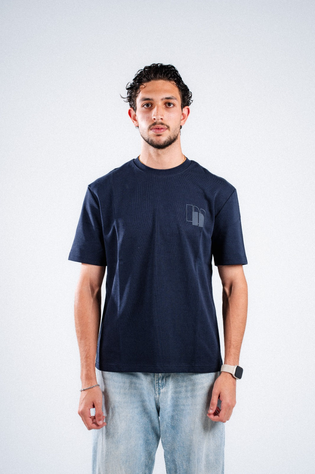 NASSIM Signature Tee – Navy